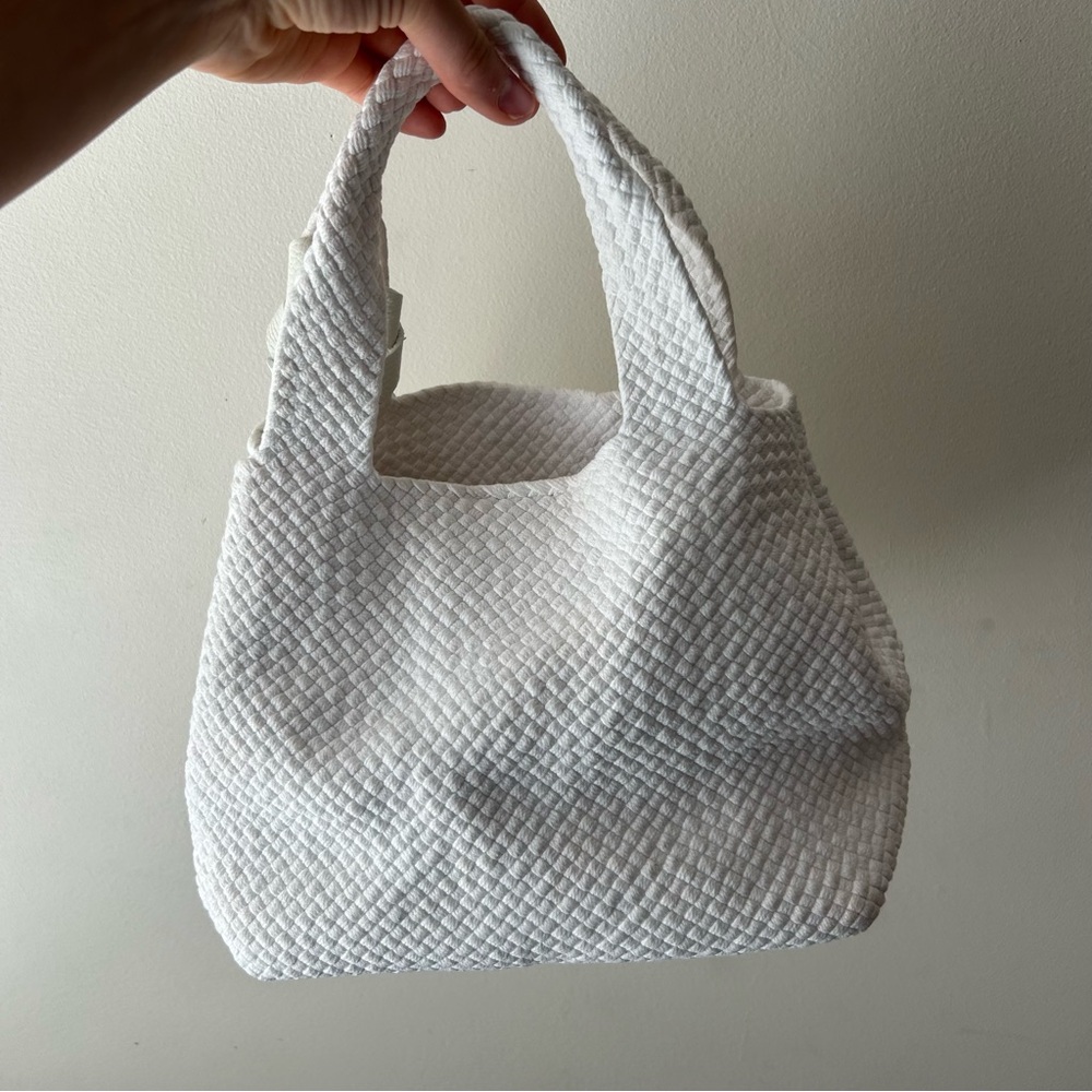 120% Lino White Woven Handbag Purse Satchel - Picture 4 of 16